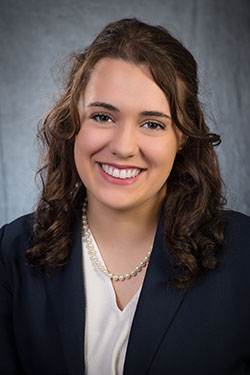 Sophia Hortin : Intern